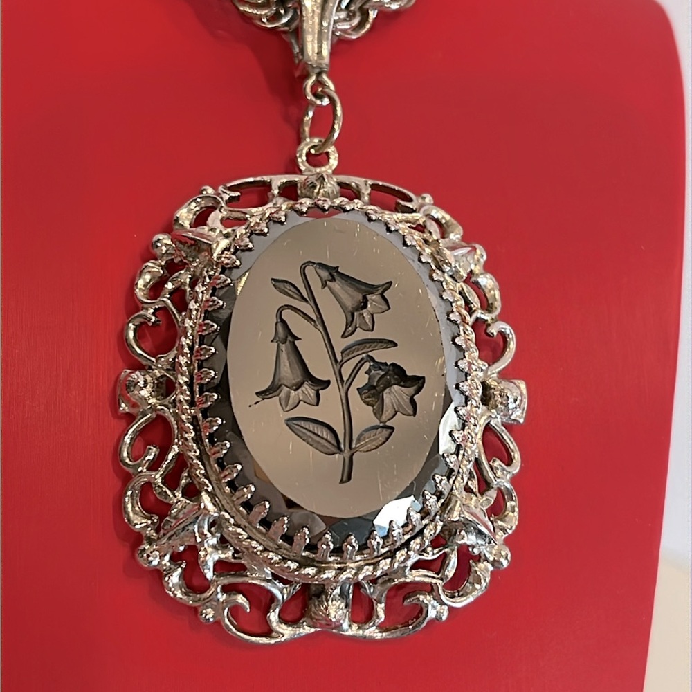 Whiting Davis Vintage Etched Floral hematite Pendant with 24” Silver Tone Chain